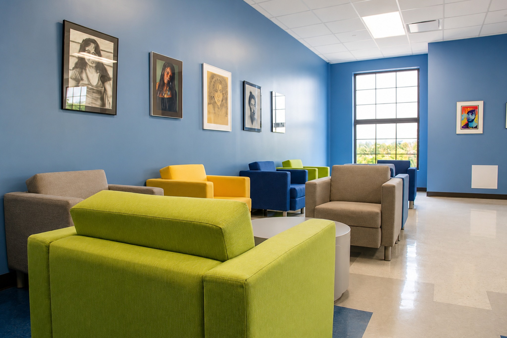 Student lounge and informal collaboration space