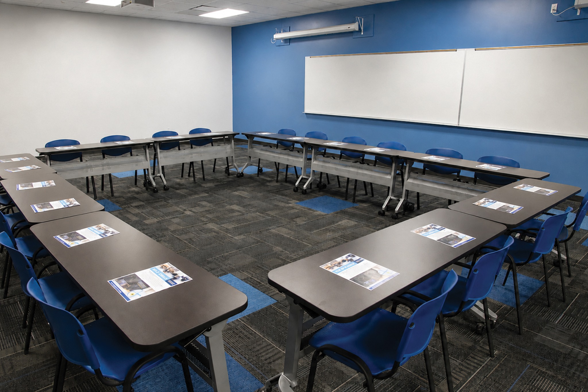 Conference and instructional room