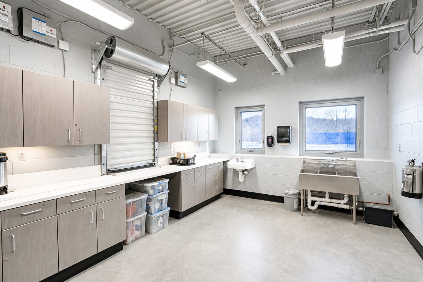 Interior of the support building maintenance and prep room