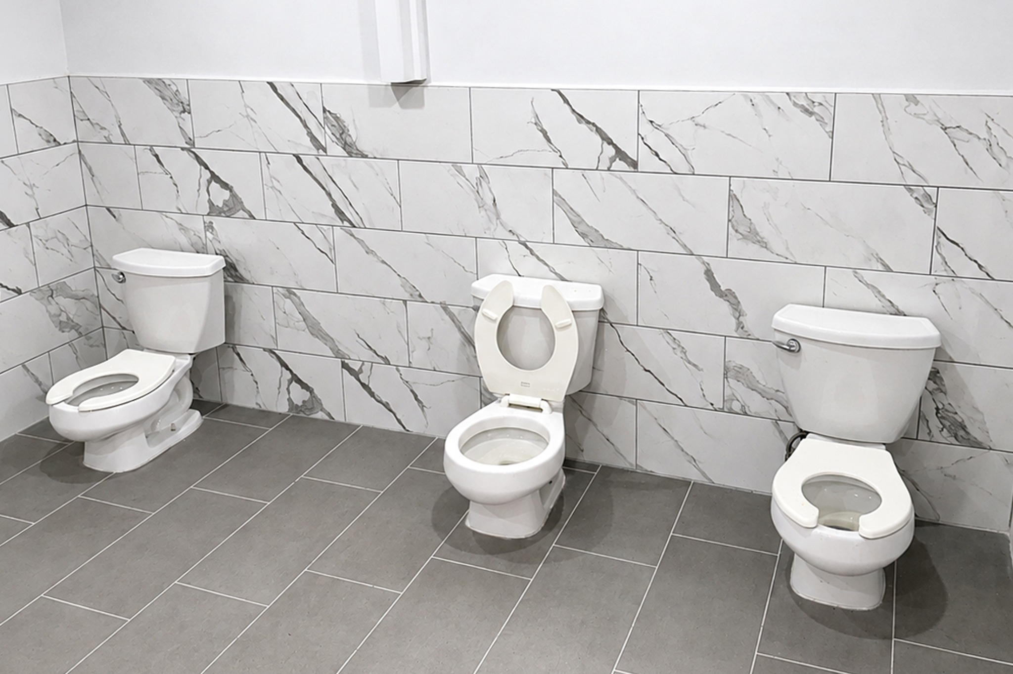 Children's restroom fixtures